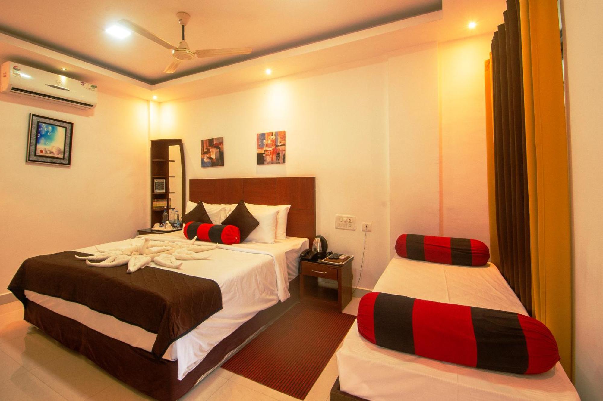 Coorg Jungle Camp Backwater Resort Suntikoppa エクステリア 写真